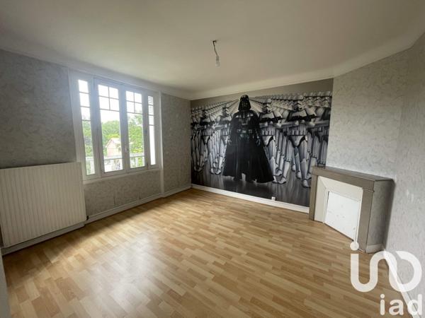 Maison 6 pièces de 138 m² à Saint-Pierre-lès-Nemours (77140)