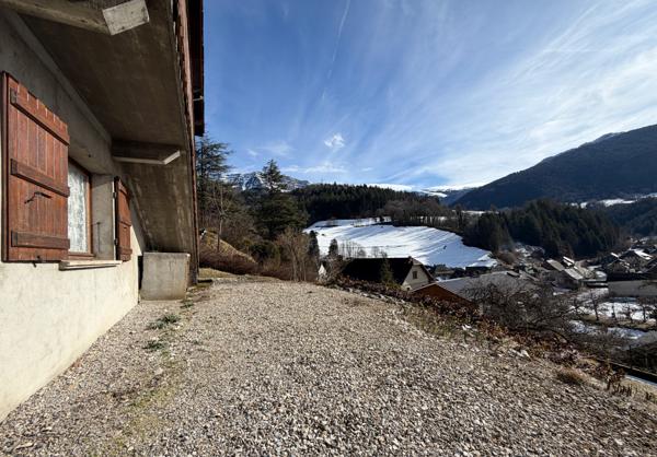 Saint-Pierre-d'Entremont (73670) Chalet à la montagne - Vue panoramique imprenable - 30 mn de Chambéry - St-Pierre d'Entremont (73670 - 38380)