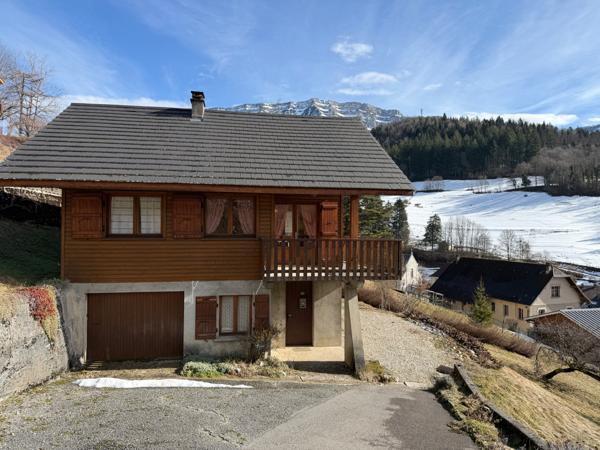 Saint-Pierre-d'Entremont (73670) Chalet à la montagne - Vue panoramique imprenable - 30 mn de Chambéry - St-Pierre d'Entremont (73670 - 38380)
