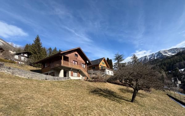 Saint-Pierre-d'Entremont (73670) Chalet à la montagne - Vue panoramique imprenable - 30 mn de Chambéry - St-Pierre d'Entremont (73670 - 38380)