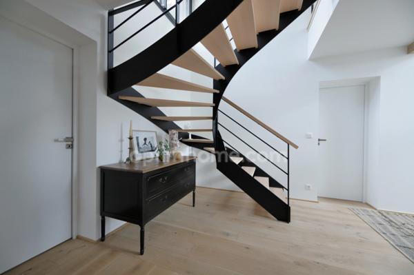 Proche L'ISLE-ADAM (95) - Maison d'architecte d'exception au coeur d'un écrin de verdure