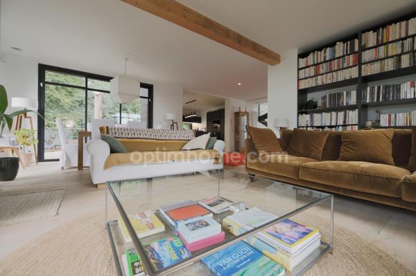 Proche L'ISLE-ADAM (95) - Maison d'architecte d'exception au coeur d'un écrin de verdure