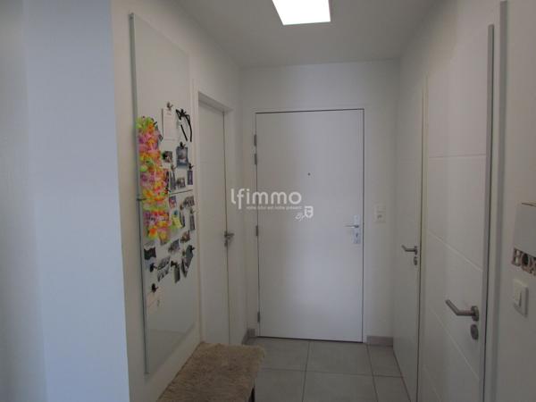 F3 avec une loggia et un garage