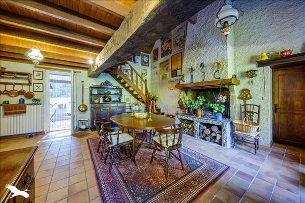 Maison à vendre |  Saint-Martin-le-Mault |  6 pièces | 184 m²