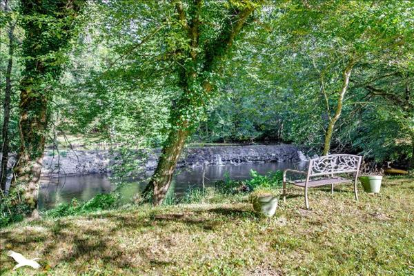 Maison à vendre |  Saint-Martin-le-Mault |  6 pièces | 184 m²