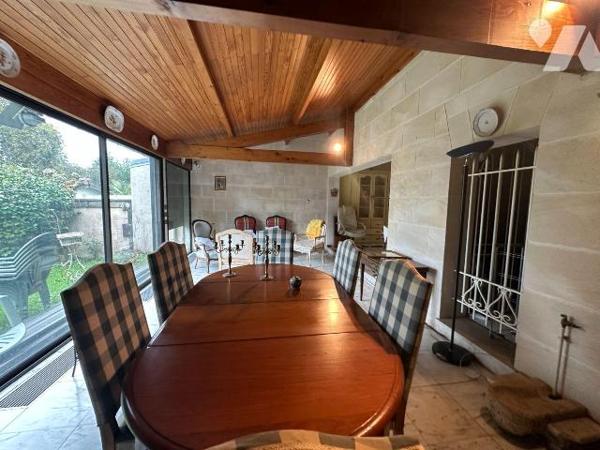 A vendre à Eysines (33320), quartier Migron, une maison de type T5, de 110m², comprenant sur 2 ...