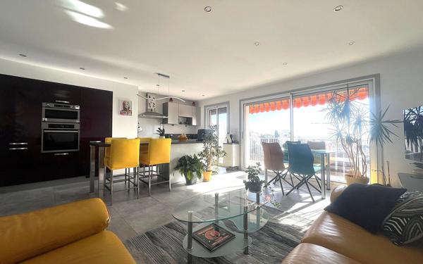 Appartement à vendre    3 pièces • 73,98 m2 Cannes