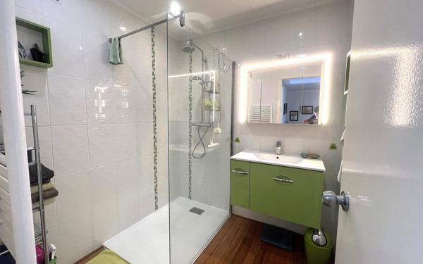 Appartement à vendre    3 pièces • 73,98 m2 Cannes