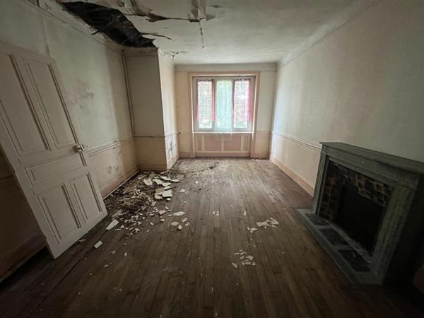 A vendre, ensemble immobilier à Merdrignac axe RN164
