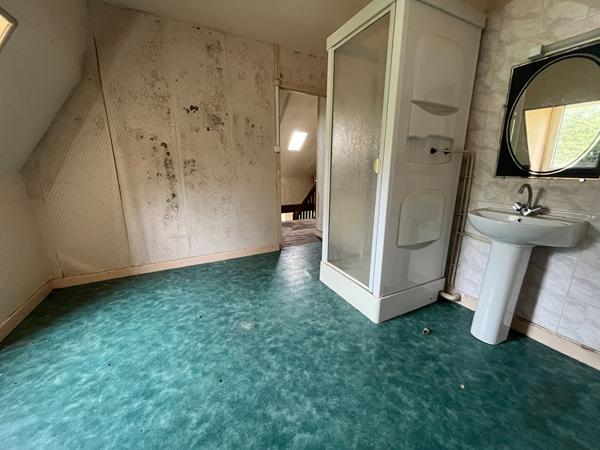 A vendre, ensemble immobilier à Merdrignac axe RN164