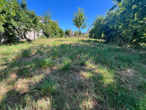 A vendre, ensemble immobilier à Merdrignac axe RN164