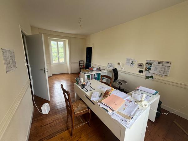 A vendre, ensemble immobilier à Merdrignac axe RN164