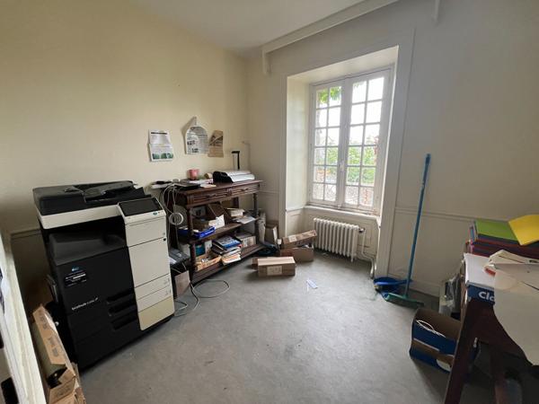 A vendre, ensemble immobilier à Merdrignac axe RN164