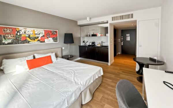 Appartement à vendre    1 pièce • 22,43 m2 Nice