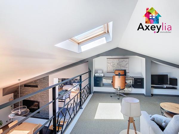 Roanne (42300) A VENDRE - ROANNE - LOFT AVEC TERRASSE SANS VIS-À-VIS ET GARAGE