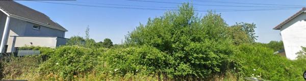 Terrain de 1302 m² - 148M² constructibles et viabilisés