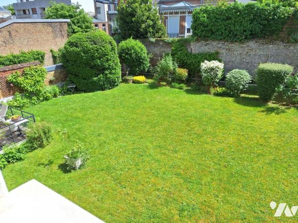 AMIENS, Henriville, appartement de type 4 avec place de parking dans une résidence de standing