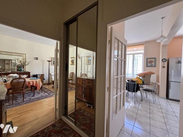 AMIENS, Henriville, appartement de type 4 avec place de parking dans une résidence de standing