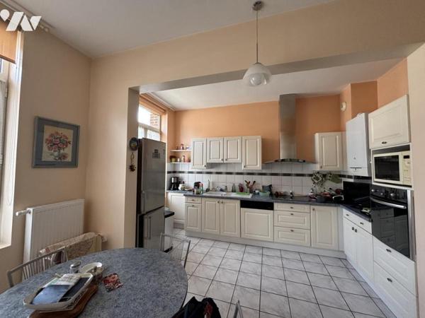 AMIENS, Henriville, appartement de type 4 avec place de parking dans une résidence de standing