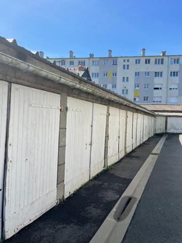 VENTE - 1 GARAGE QUARTIER SAINTE-THERESE