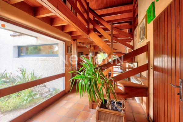 Charmante maison d'architecte sur un superbe terrain de 1,2 hectare à Plémet