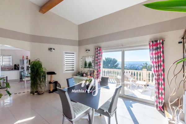 Villa familiale de 260 m² avec vue panoramique