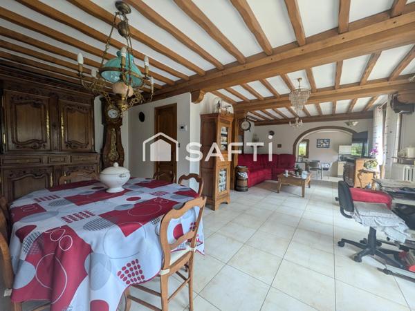 Benjamin Marcouiller vous propose : Maison 5 pièces.