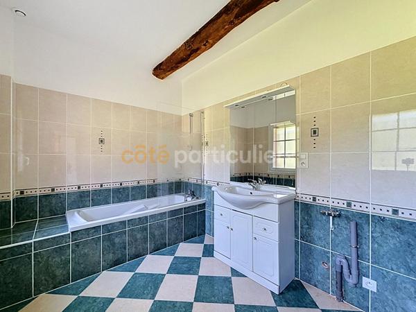Vente
                Demeure de Prestige285 m² - 11 Pièces -
                    BOURG ACHARD (27310)