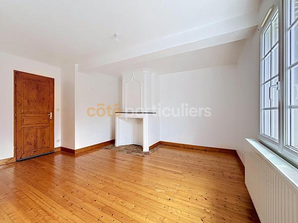 Vente
                Demeure de Prestige285 m² - 11 Pièces -
                    BOURG ACHARD (27310)