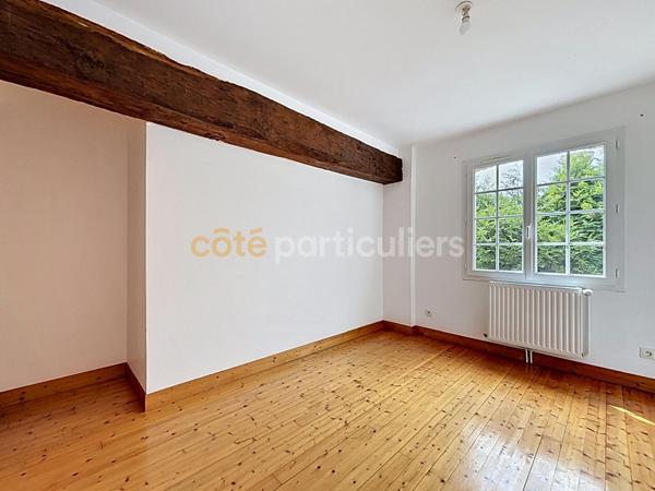 Vente
                Demeure de Prestige285 m² - 11 Pièces -
                    BOURG ACHARD (27310)