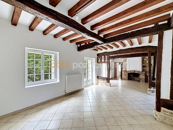 Vente
                Demeure de Prestige285 m² - 11 Pièces -
                    BOURG ACHARD (27310)