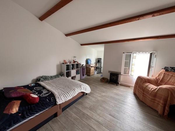 Immeuble à vendre |  Chaniers |  234 m²