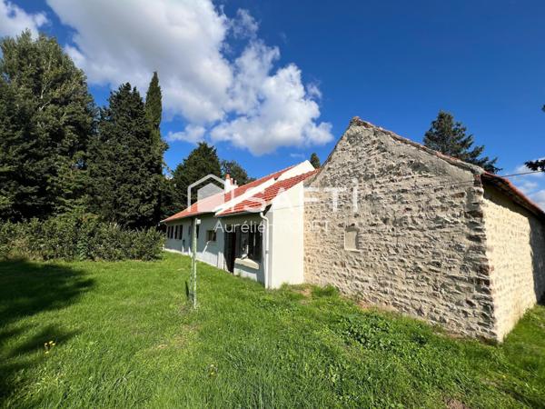 Charmante Maison, grand potentiel.