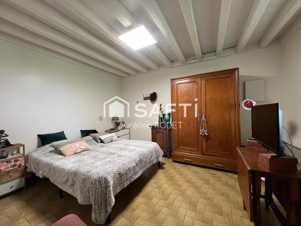 Charmante Maison, grand potentiel.