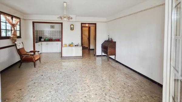 AVIGNON  Maison familiale  6 pièces  169 m²    339 000