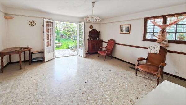 AVIGNON  Maison familiale  6 pièces  169 m²    339 000