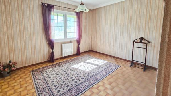 AVIGNON  Maison familiale  6 pièces  169 m²    339 000