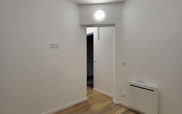 Appartement à vendre    2 pièces • 23 m2 Paris 6