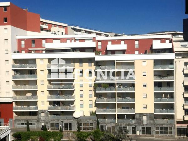 Location Appartement 3 pièces 57 m² - 16 TRAVERSE DES JUIFS Marseille 13008