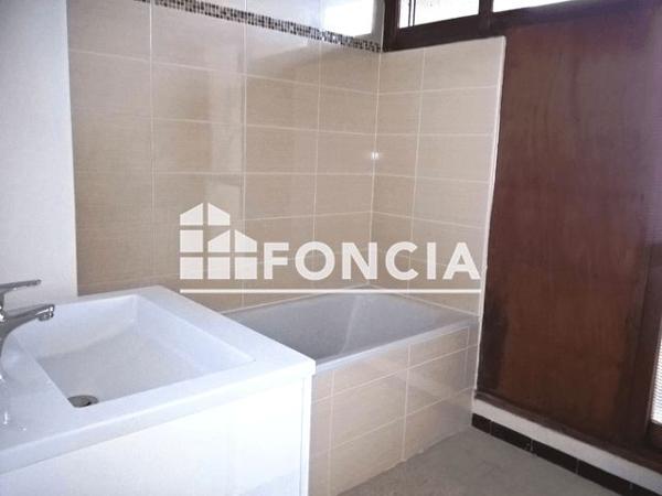 Location Appartement 3 pièces 55.02 m² - 41 BD DE LA COMTESSE Marseille 13012