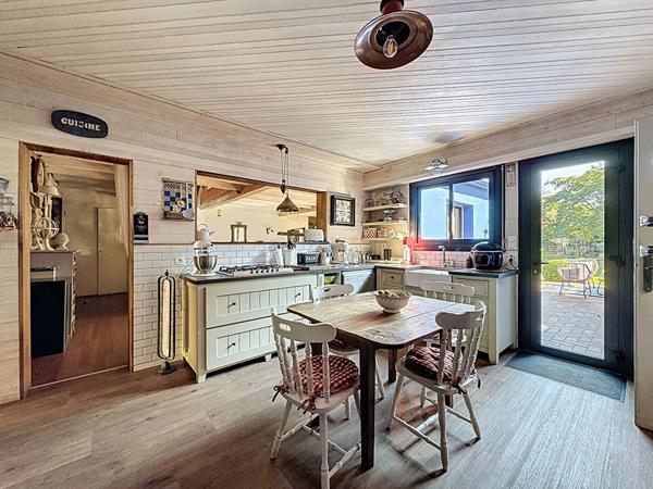Maison de caractère & Local commercial - accès privatif au Blavet. 5 Chambres, 268m² - Inzinzac-Lochrist