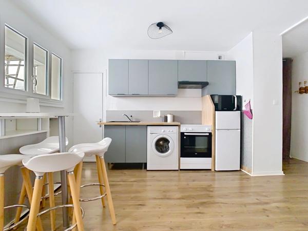 À louer — Appartement T3 de 48,59 m² — Dernier étage — Annecy (Parc des Sports/romains)