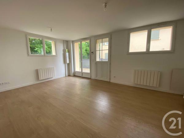 Appartement Studio à vendre  1 pièce - 27 m2 LONGPERRIER - 77