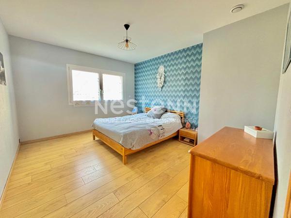 Nestenn Igny - Villa contemporaine BBC 265 m² Verrières-le-Buisson - 6 chambres - Géothermie - DPE A - Sous-sol total - Terrain 921 m² piscinable - Proche RER B Massy