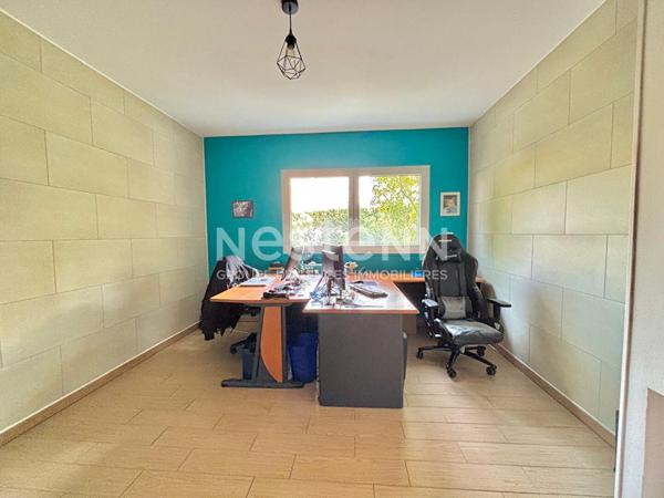 Nestenn Igny - Villa contemporaine BBC 265 m² Verrières-le-Buisson - 6 chambres - Géothermie - DPE A - Sous-sol total - Terrain 921 m² piscinable - Proche RER B Massy
