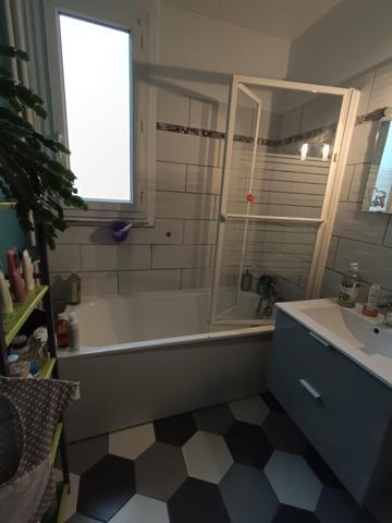 Très Bel Appartement Entièrement Rénové Proche Université et Gare RER