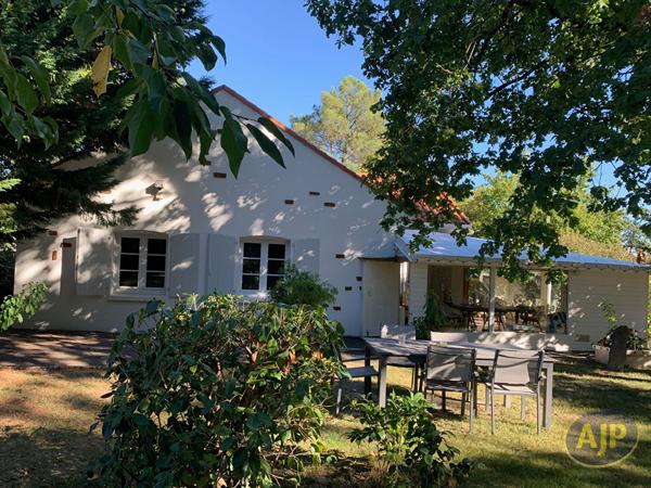 Maison à vendre Vertou - 7 pièces, 148m² avec 4 chambre(s) à 648 000€ - AJP Immobilier Saint-Sébastien-sur-Loire