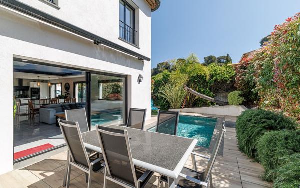 Maison à vendre    4 pièces •  Villeneuve-Loubet