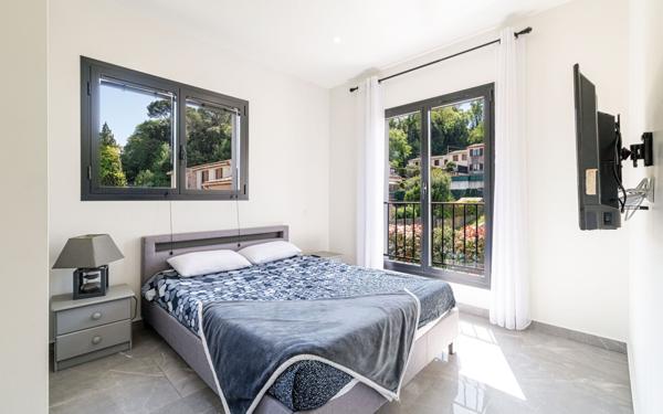 Maison à vendre    4 pièces •  Villeneuve-Loubet