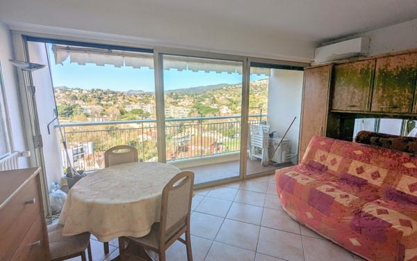 Appartement à louer    1 pièce • 18,94 m2 Mandelieu-la-Napoule